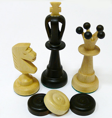 http://www.pchelenok.com/Шашки,  деревянные шахматы и нарды
