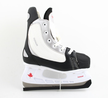 Хоккейные  коньки,  модель 216AH,  размер  31, ботинок- PVC, лезвие-нержав.сталь.
